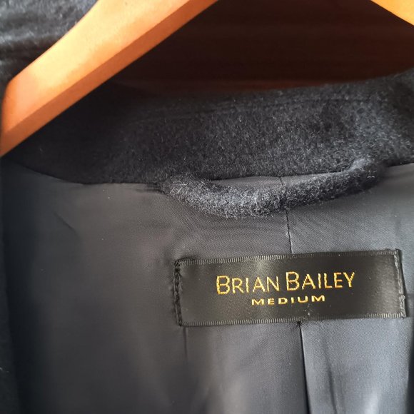 Coat - Picture 4 of 4